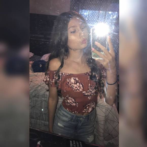 Meet your Posher, Kristina - Picture 1 of 1